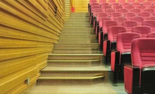 电影院PVC塑胶地板代替地毯彻底解决卫生问题