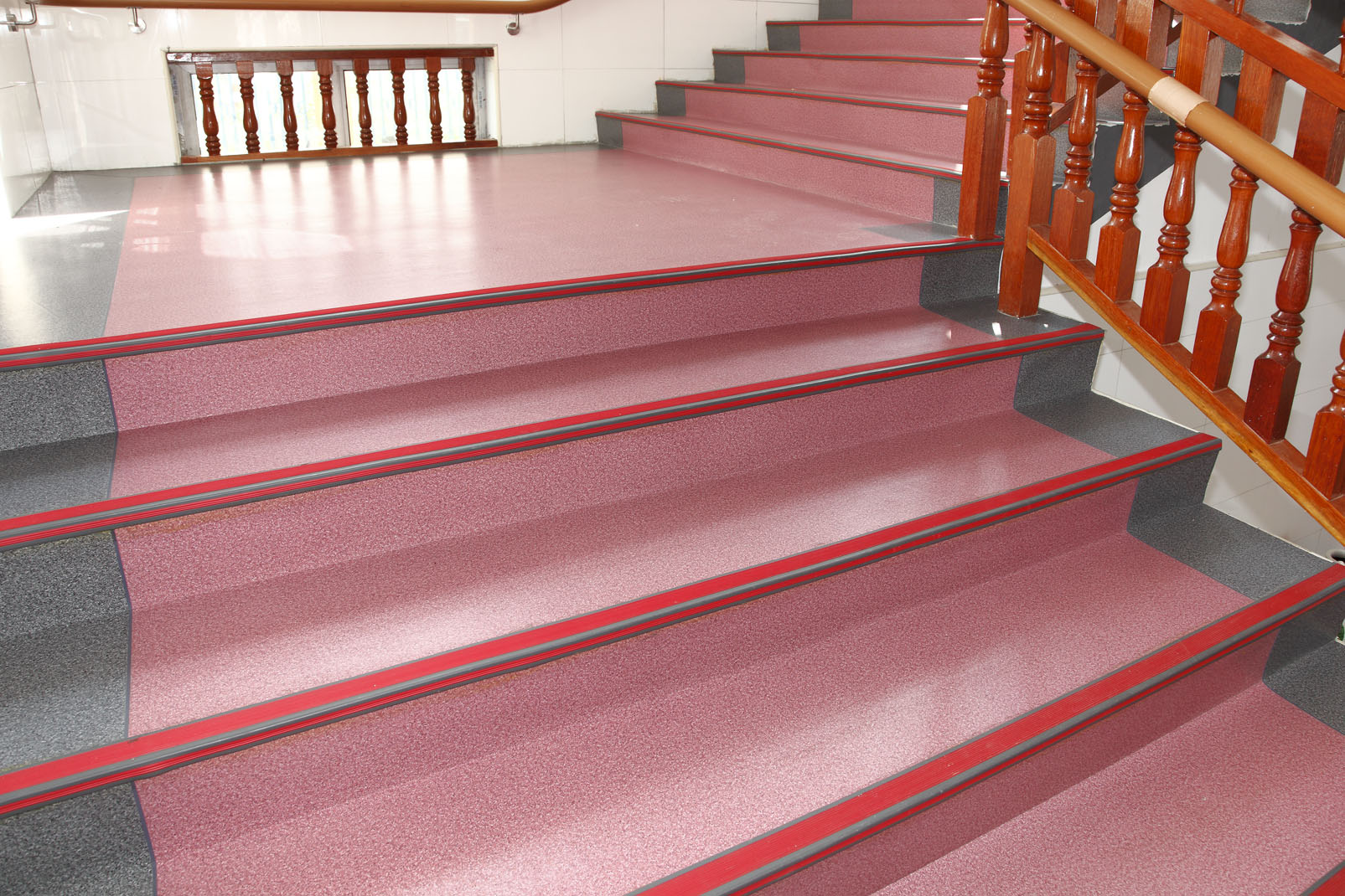 楼梯PVC地板