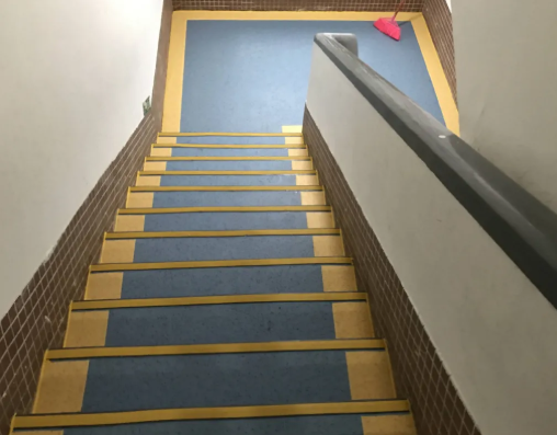 PVC楼梯踏步