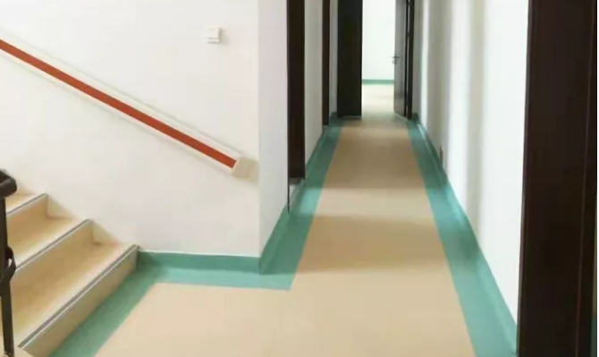 医院走廊以及医院病房的PVC地板应用，优秀！