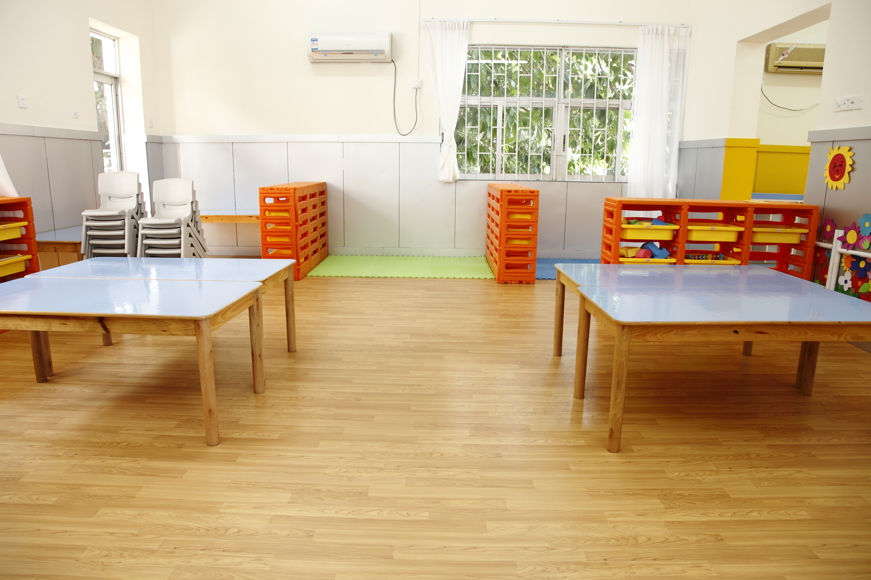 幼儿园选用PVC地板的好处【腾方PVC地板】