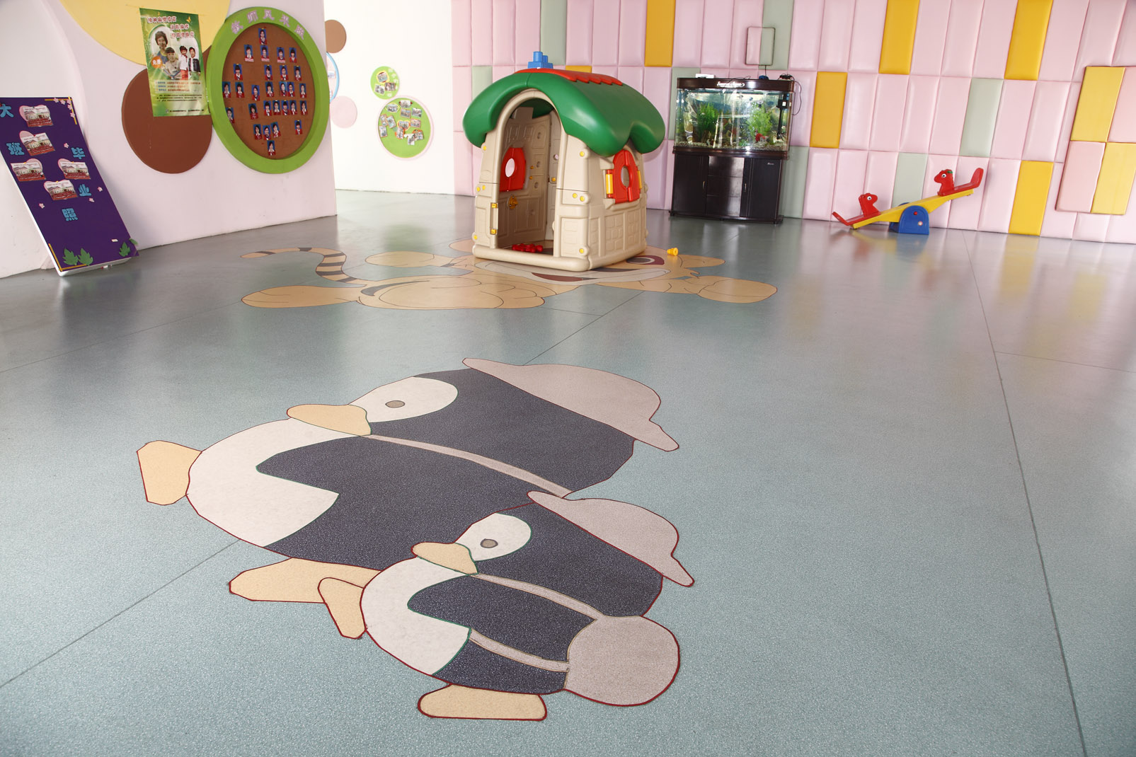 卡通幼儿园PVC地板才是孩子的最爱【腾方PVC地板】