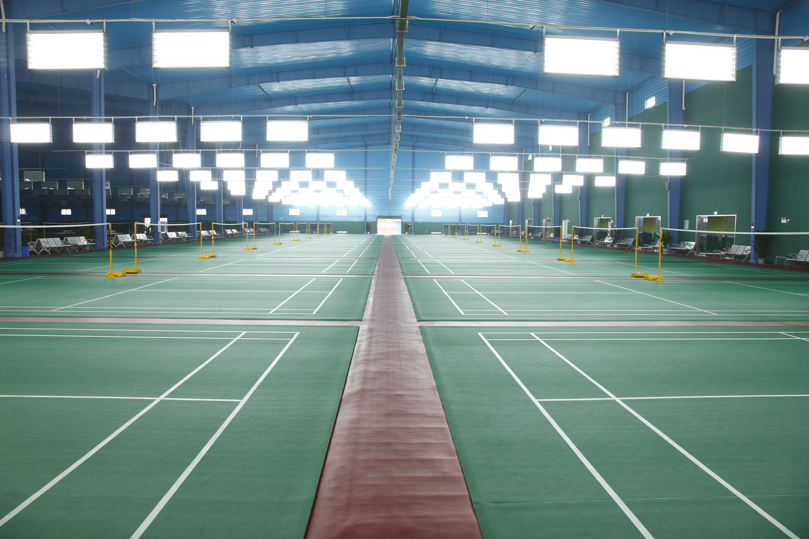 室内球场用的运动地胶要达到怎样的要求【腾方PVC地板】