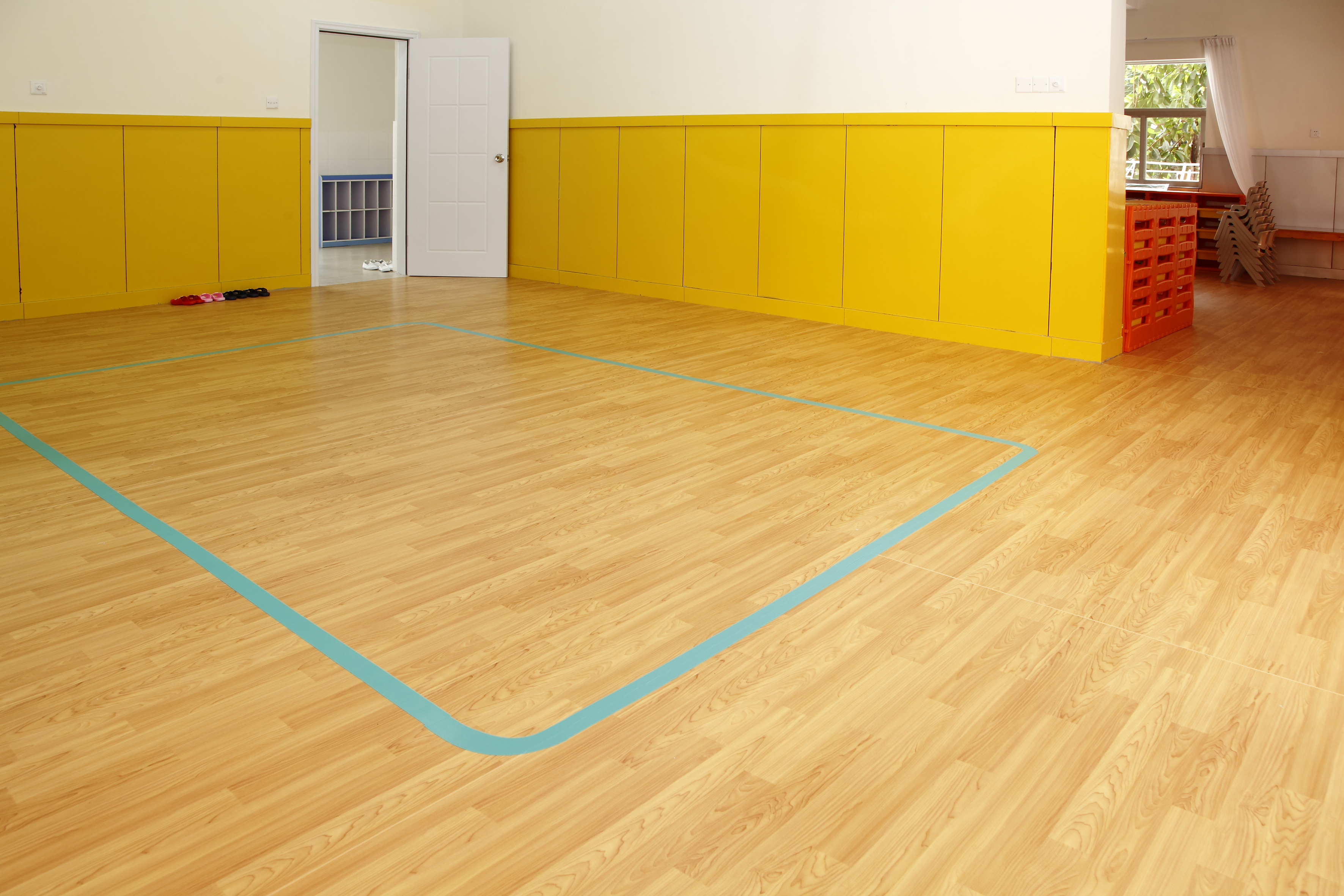 幼儿园塑胶地板的选择方法【腾方PVC地板】