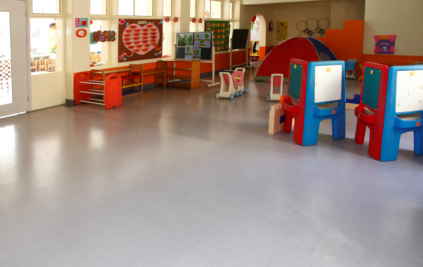 教育培训室安装儿童专用pvc塑胶地板优势【腾方PVC地板】